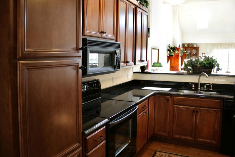 Cabinet Staining Service in Indianapolis, IN