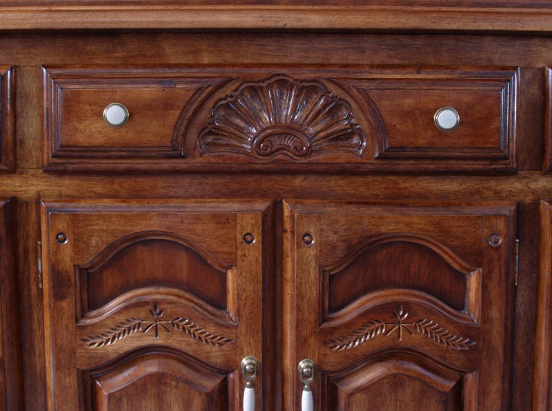 Wood Cabinet Staining in Terre Haute, IN